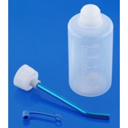 BUTELKA DO TANKOWANIA 250 ML. Q-MODEL (099)