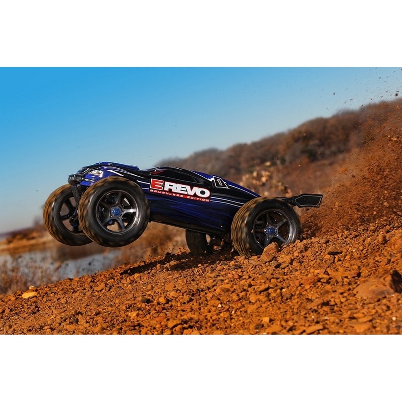 TRAXXAS E-REVO BRUSHLESS 4WD TSM MONSTERTRUCK 1/10 (56086-4)