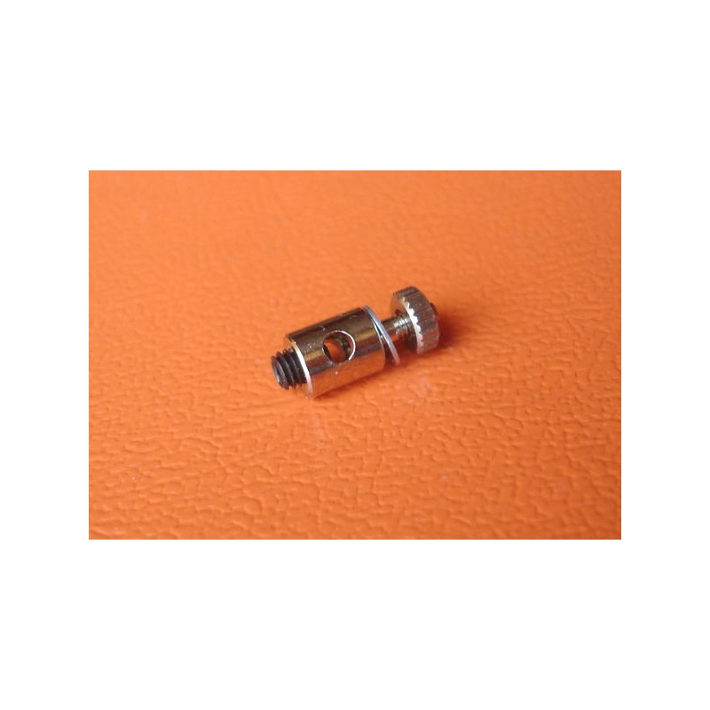 GNIAZDO BOWDENA M2/2MM.